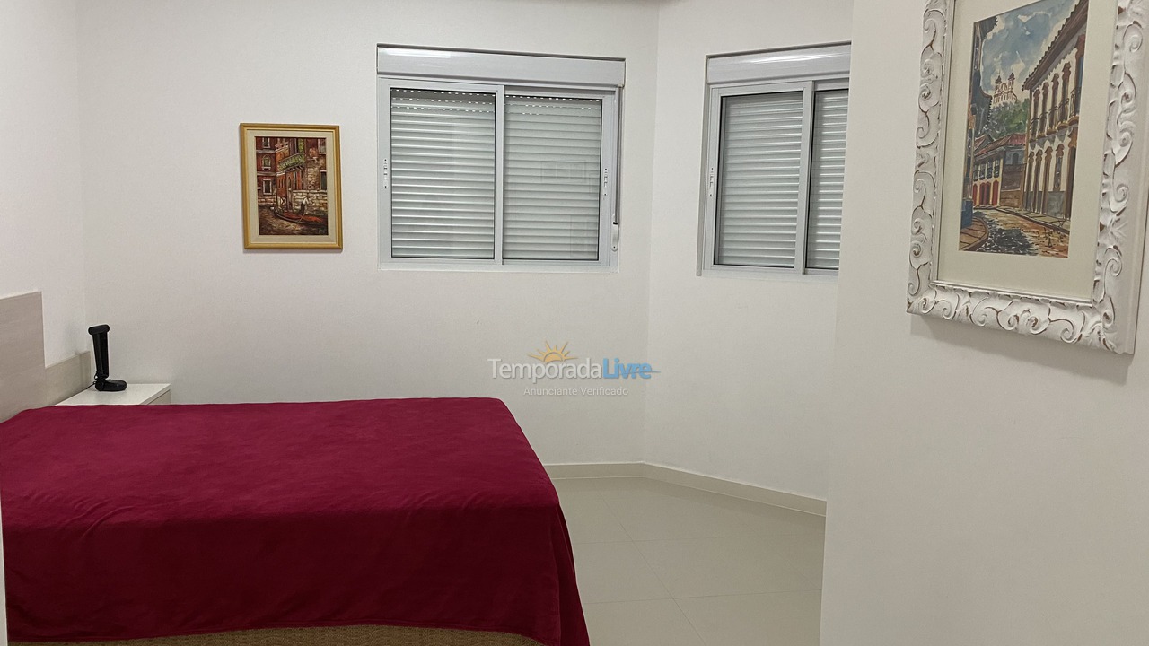 Apartment for vacation rental in Itapema (Meia Praia)