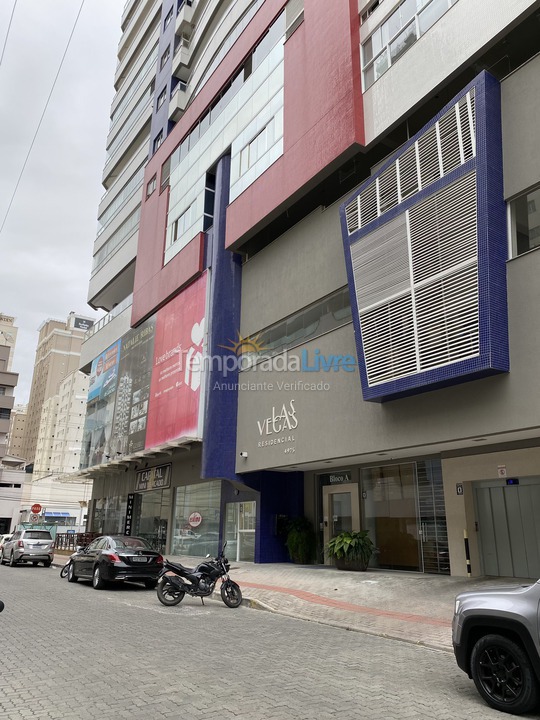 Apartment for vacation rental in Itapema (Meia Praia)