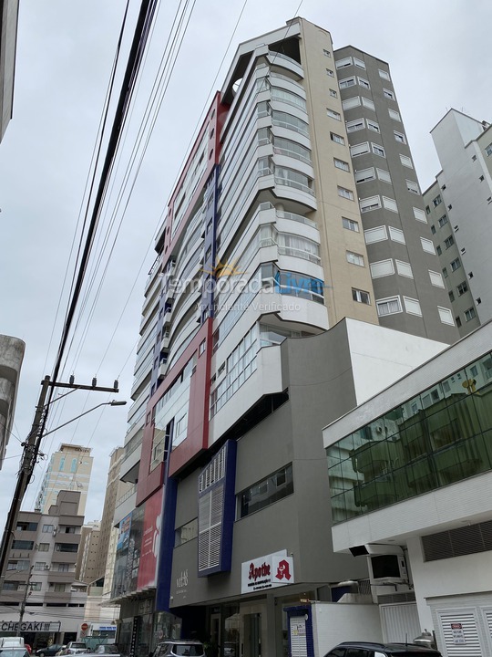 Apartment for vacation rental in Itapema (Meia Praia)