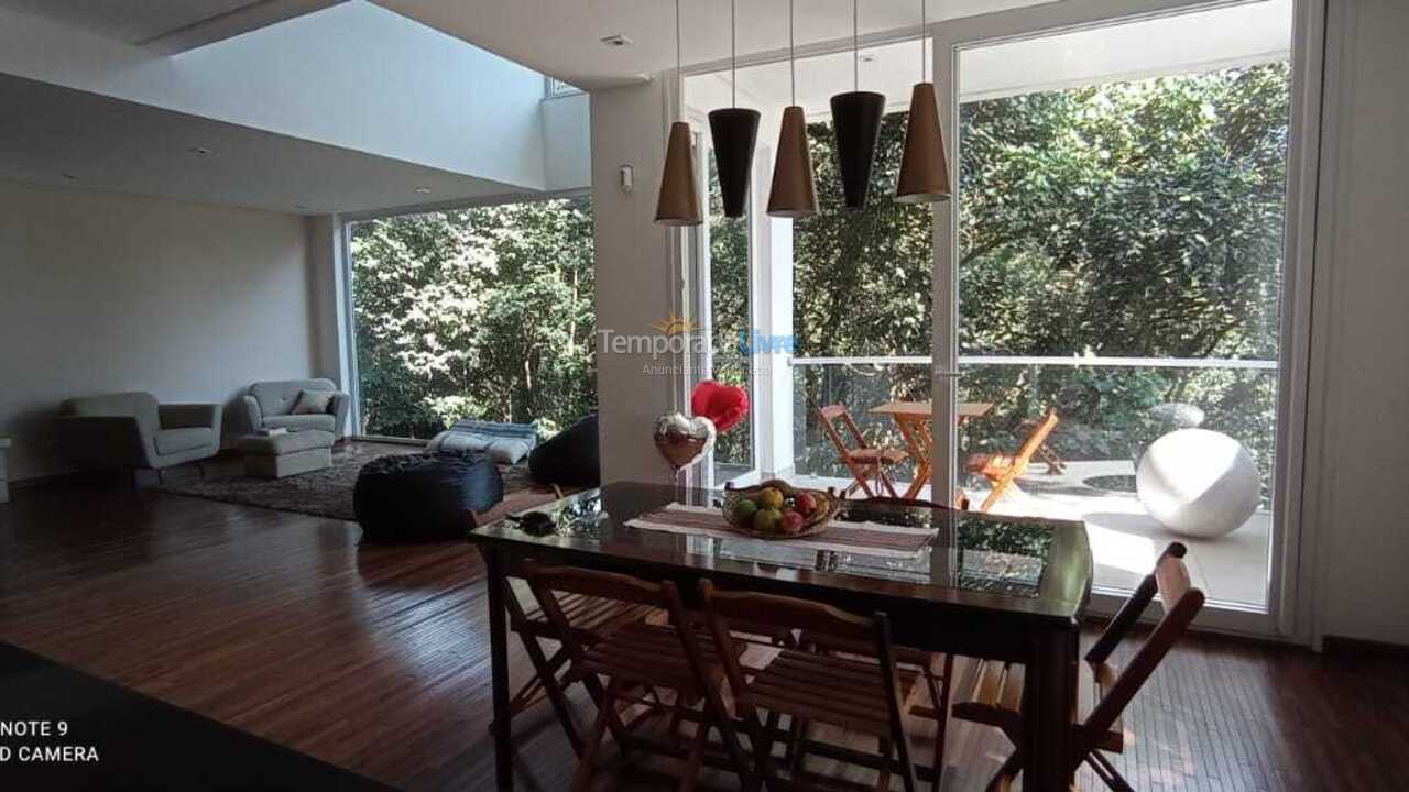 House for vacation rental in Carapicuíba (Granja Viana)