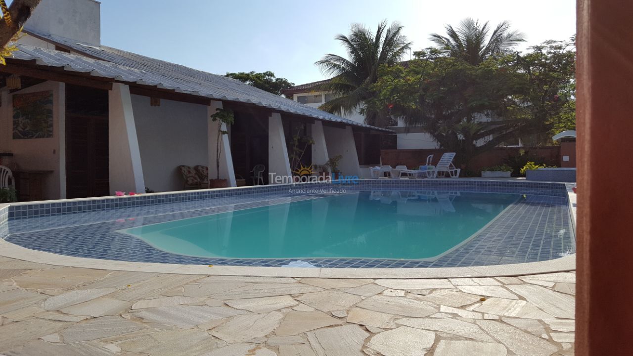 Casa para aluguel de temporada em São Sebastião (Barequeçaba)