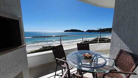 Cobertura duplex, de frente para o mar, na Praia de Bombinhas!