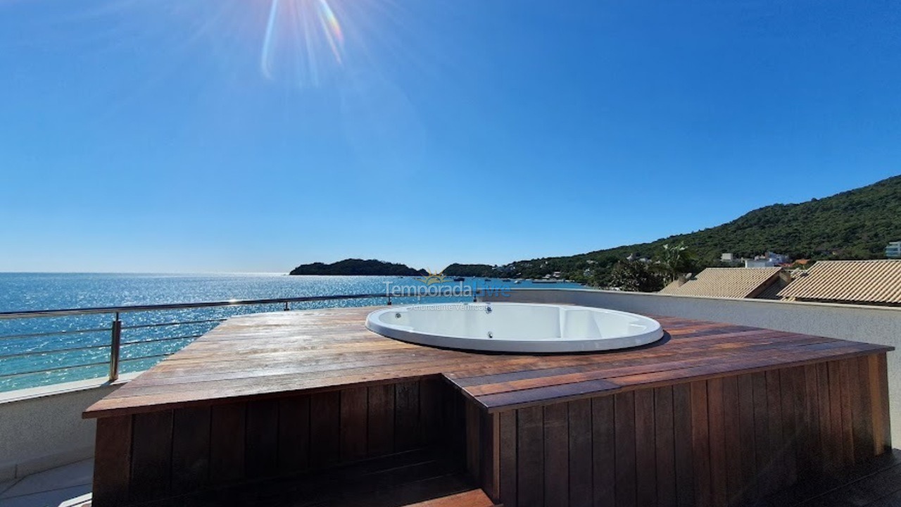 Apartamento para aluguel de temporada em Bombinhas (Praia de Bombinhas)