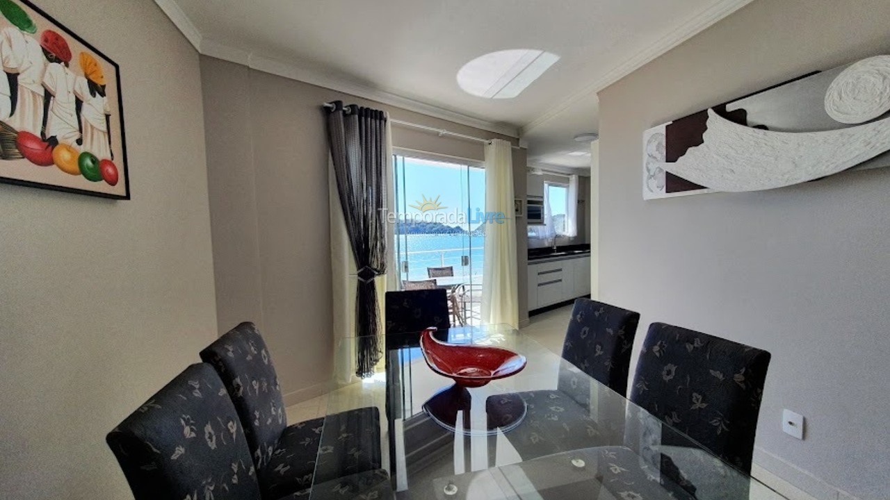 Apartamento para aluguel de temporada em Bombinhas (Praia de Bombinhas)