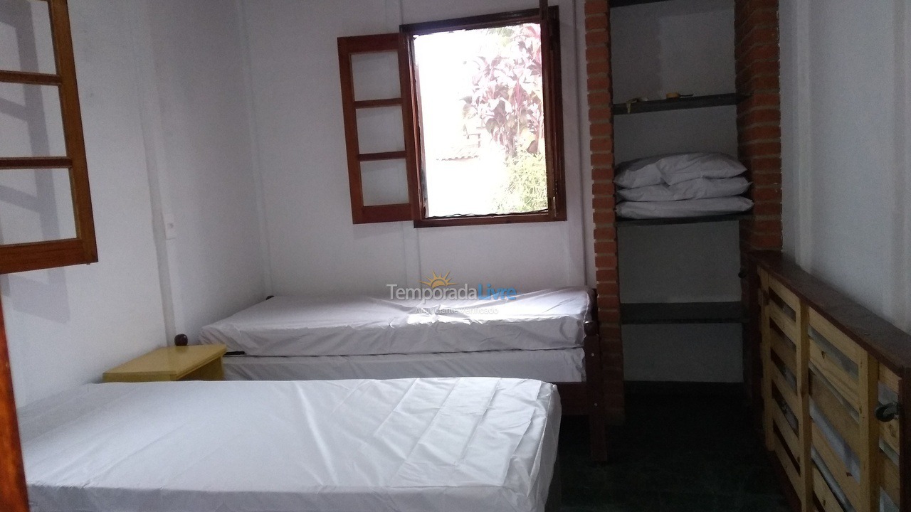 Casa para aluguel de temporada em Bertioga (Condominio Morada da Praia)