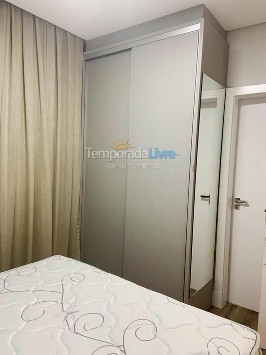 Apartment for vacation rental in Itapema (Meia Praia)