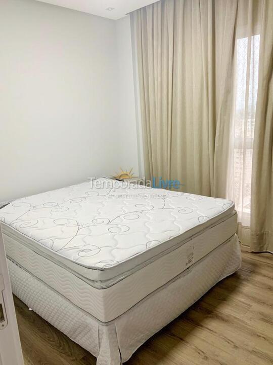 Apartment for vacation rental in Itapema (Meia Praia)