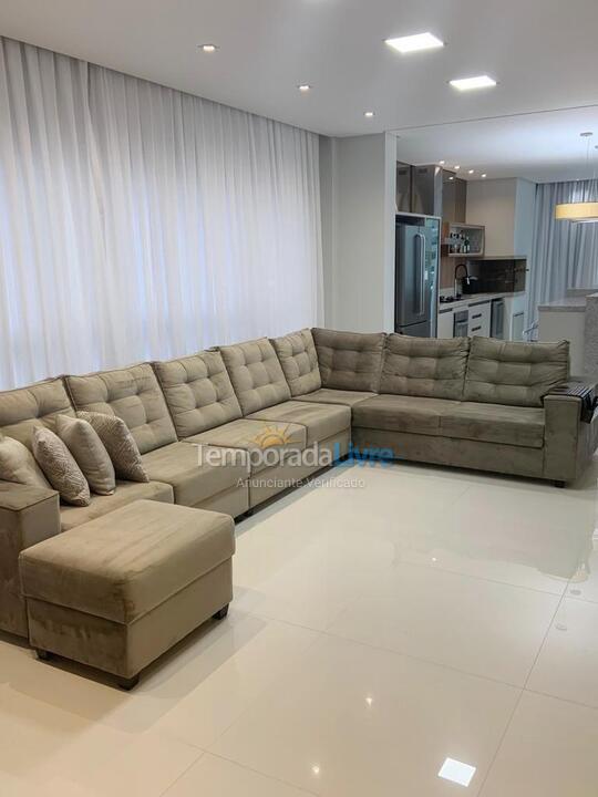 Apartment for vacation rental in Itapema (Meia Praia)