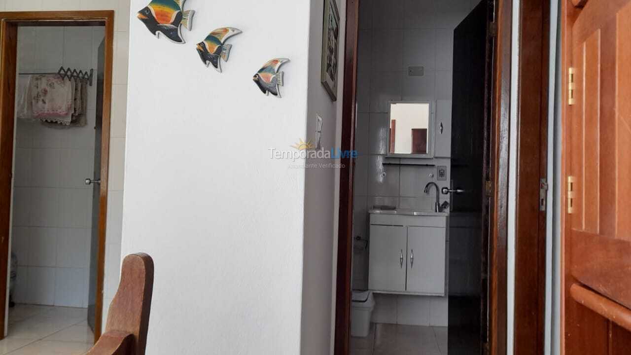 Apartamento para aluguel de temporada em Ubatuba (Praia das Toninhas)