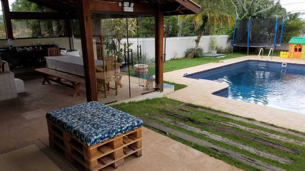 Casa para aluguel de temporada em Vargem Grande Paulista (Mariapolis Ginetta)