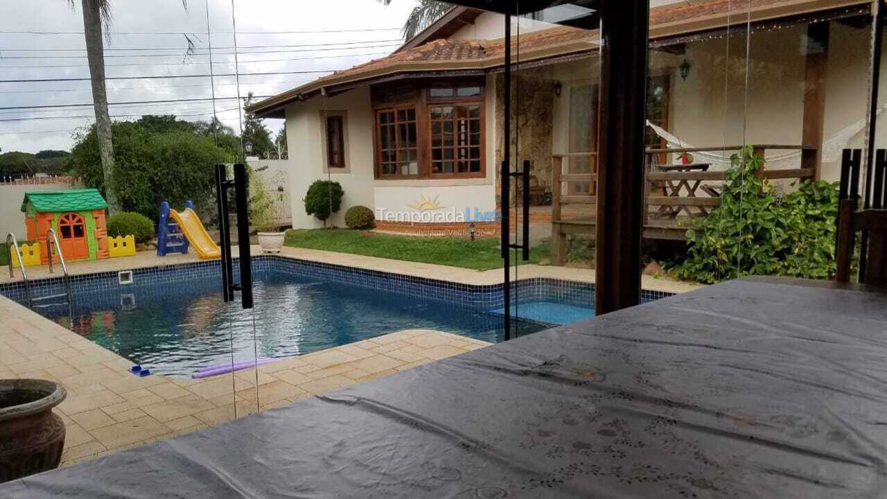 Casa para aluguel de temporada em Vargem Grande Paulista (Mariapolis Ginetta)