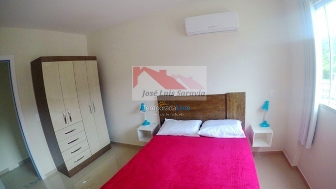 Apartamento para alquiler de vacaciones em Bombinhas (Praia de Bombas)