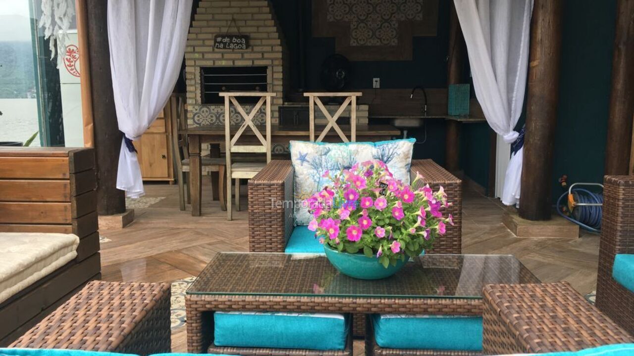 Casa para aluguel de temporada em Florianópolis (Barra da Lagoa)