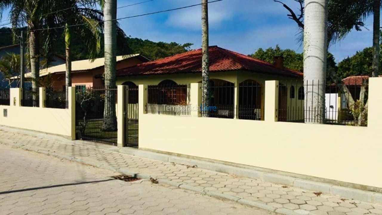 House for vacation rental in Florianópolis (Ponta das Canas)