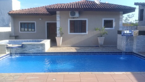 Lindo piso frente a la sierra