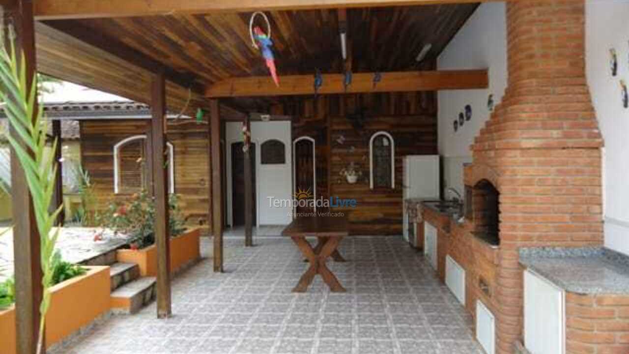 House for vacation rental in Bertioga (Condominio Morada da Praia)