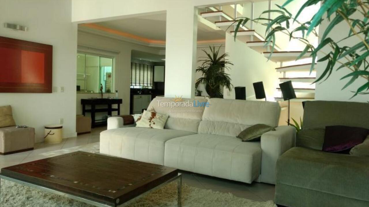 House for vacation rental in Bombinhas (Mariscal)