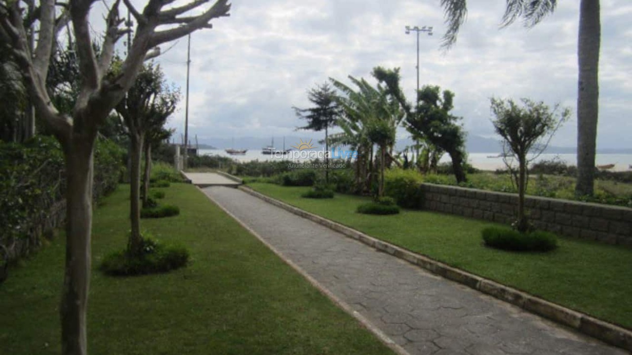 Casa para aluguel de temporada em Florianópolis (Cachoeira do Bom Jesus)