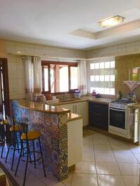 Casa a 400 Mts da Praia Barra da Lagoa - ALUGUEL POR TEMPORADA