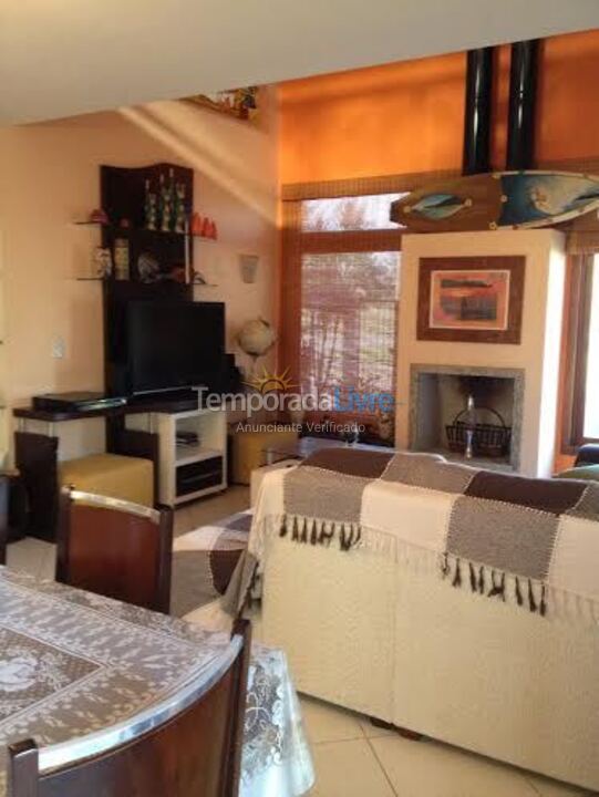 Casa para aluguel de temporada em Florianópolis (Barra da Lagoa)