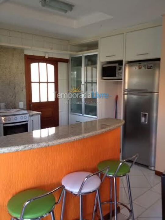Casa para aluguel de temporada em Florianópolis (Barra da Lagoa)
