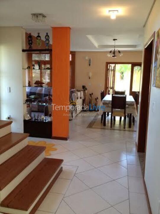 Casa para aluguel de temporada em Florianópolis (Barra da Lagoa)