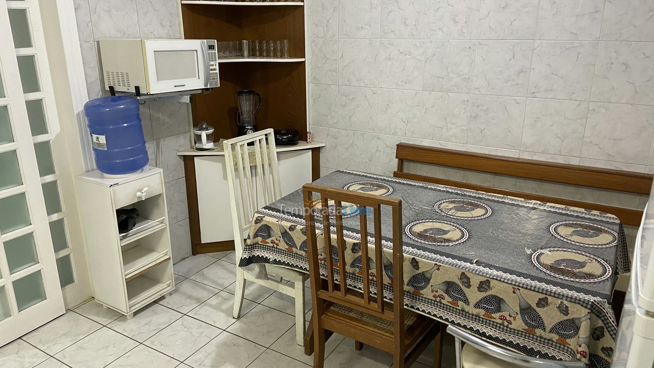 Casa para alquiler de vacaciones em Balneário Camboriú (Praia Central)