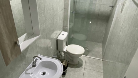 APARTAMENTO 4 DORMITORIOS TV LA CABLE Y WIFI VISTA MAR CENTRO