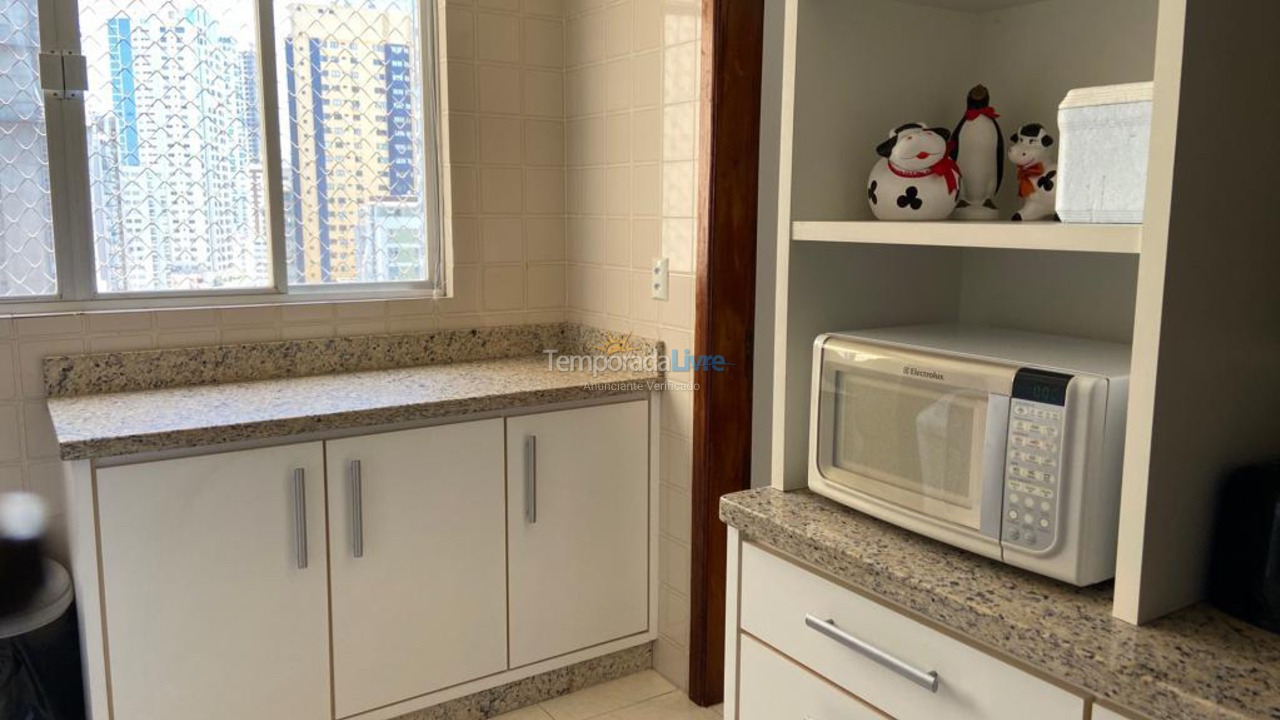 Apartamento para alquiler de vacaciones em Balneário Camboriú (Praia Central)