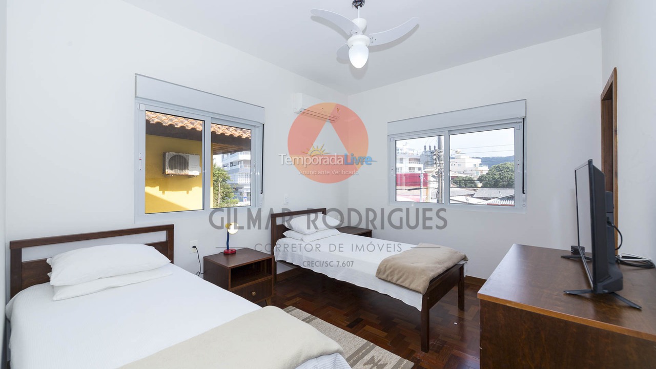 Casa para aluguel de temporada em Bombinhas (Mariscal)