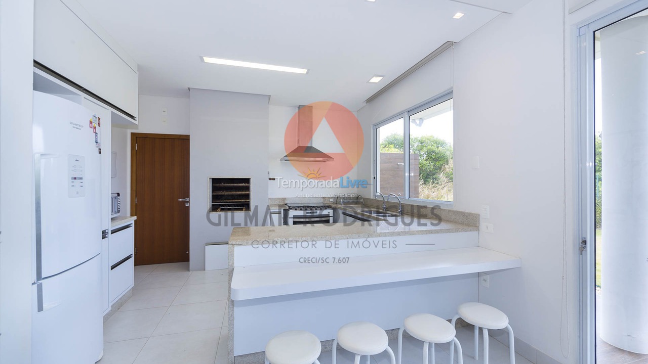 Casa para aluguel de temporada em Bombinhas (Mariscal)