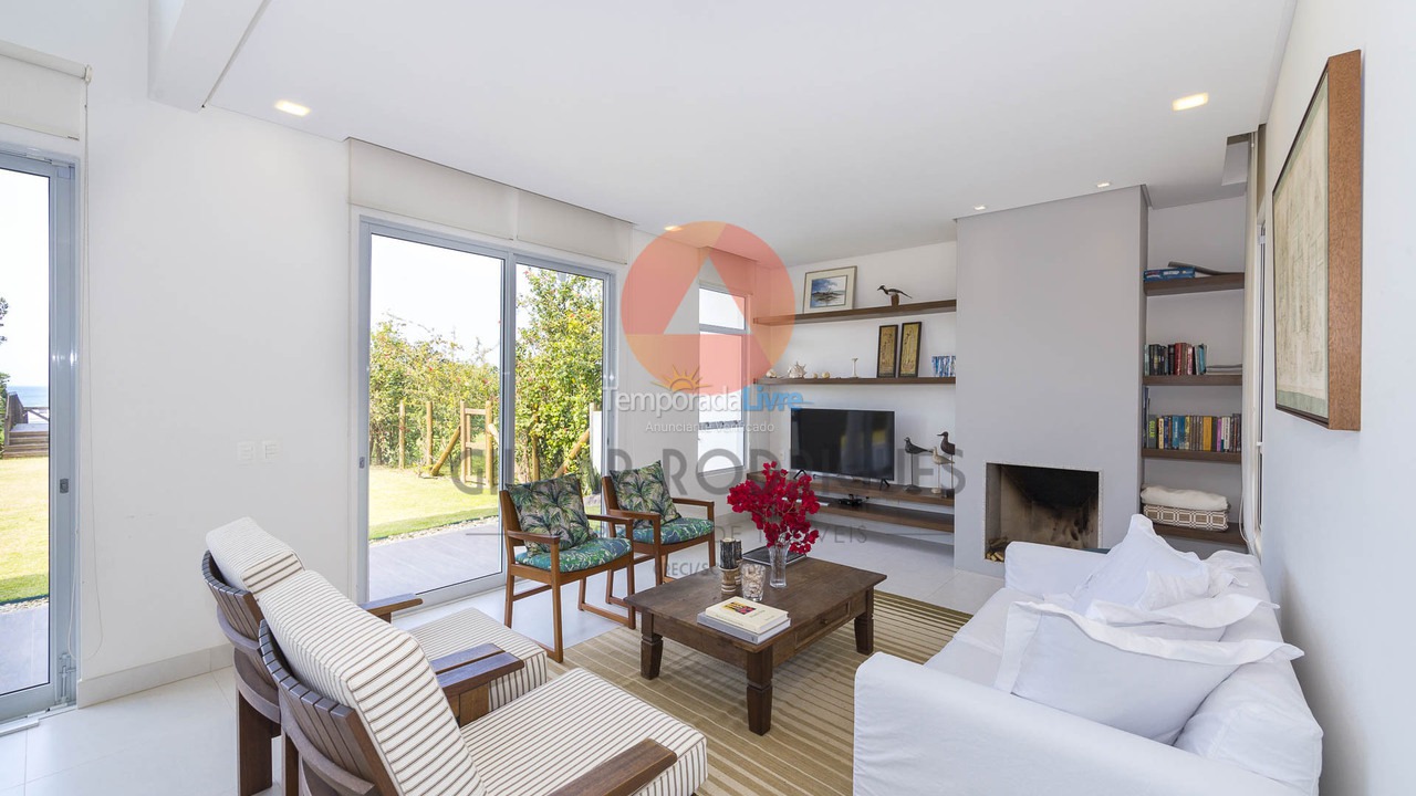 Casa para aluguel de temporada em Bombinhas (Mariscal)