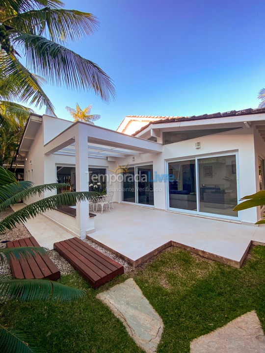 Casa para aluguel de temporada em São Sebastião (Maresias)