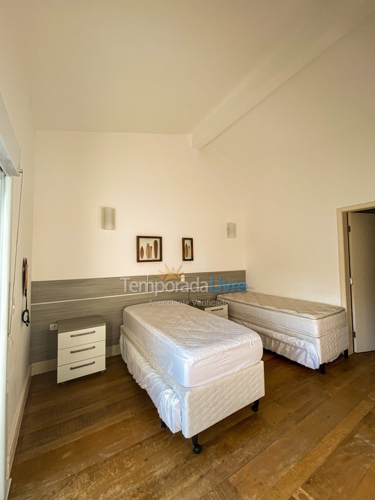 Casa para aluguel de temporada em São Sebastião (Maresias)