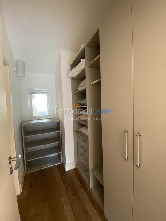 Casa para aluguel de temporada em São Sebastião (Maresias)