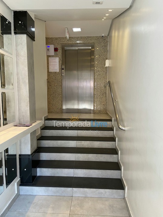 Apartamento para aluguel de temporada em Balneário Camboriú (Praia Central)