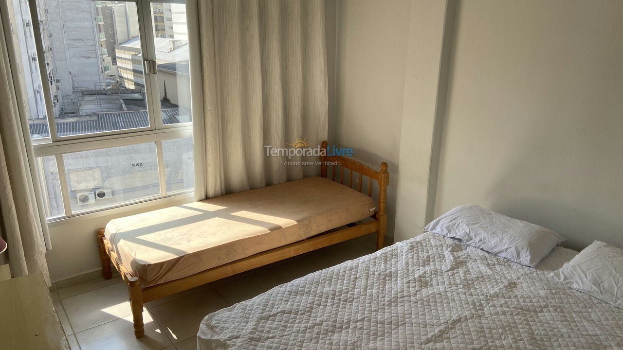 Apartamento para aluguel de temporada em Balneário Camboriú (Praia Central)