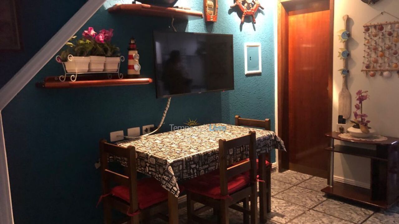 Casa para aluguel de temporada em Ubatuba (Maranduba)