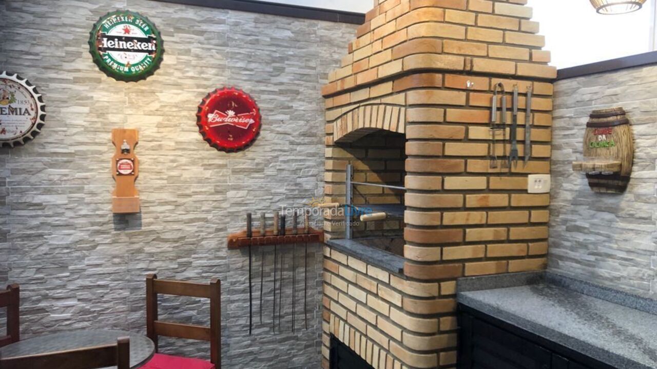 Casa para aluguel de temporada em Ubatuba (Maranduba)