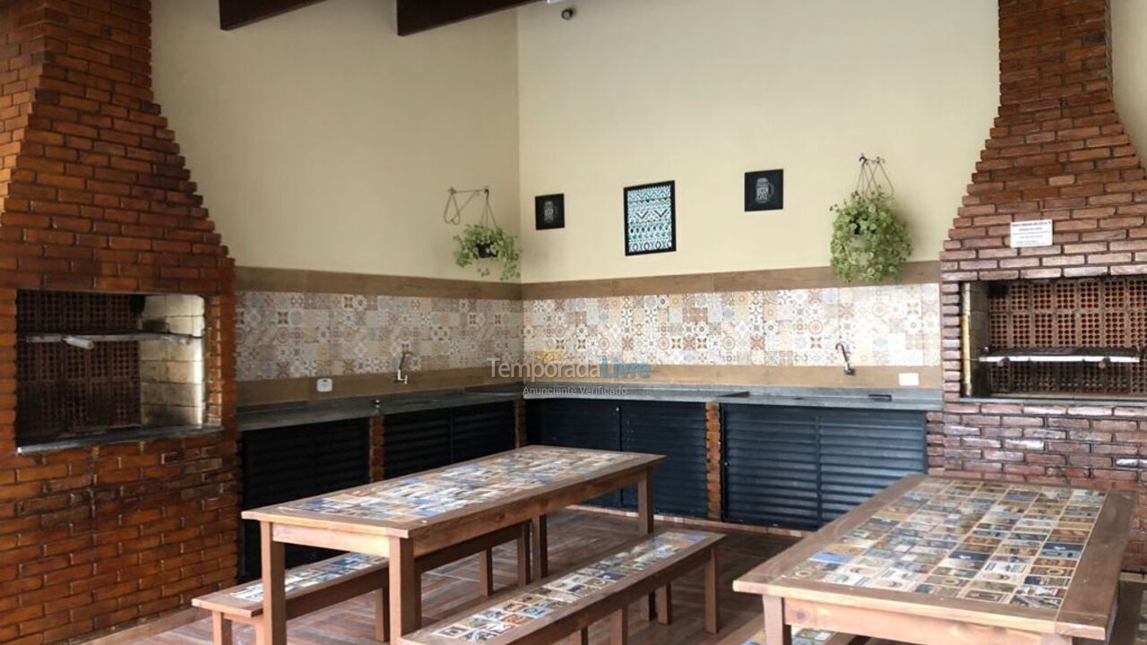 Casa para aluguel de temporada em Ubatuba (Maranduba)