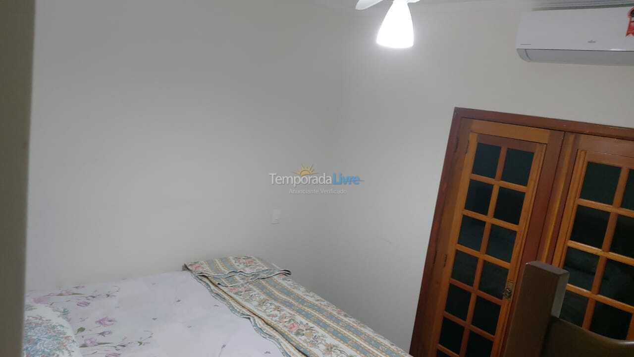 Casa para aluguel de temporada em Bertioga (Boraceia)