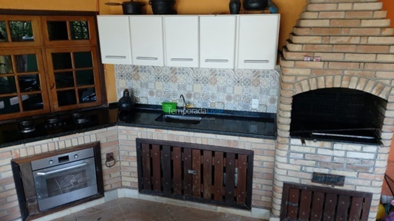 Casa para aluguel de temporada em Bertioga (Boraceia)