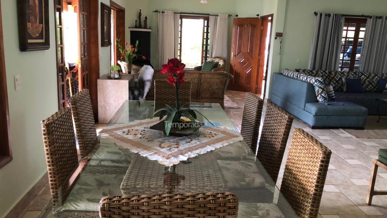 Casa para aluguel de temporada em Bertioga (Boraceia)