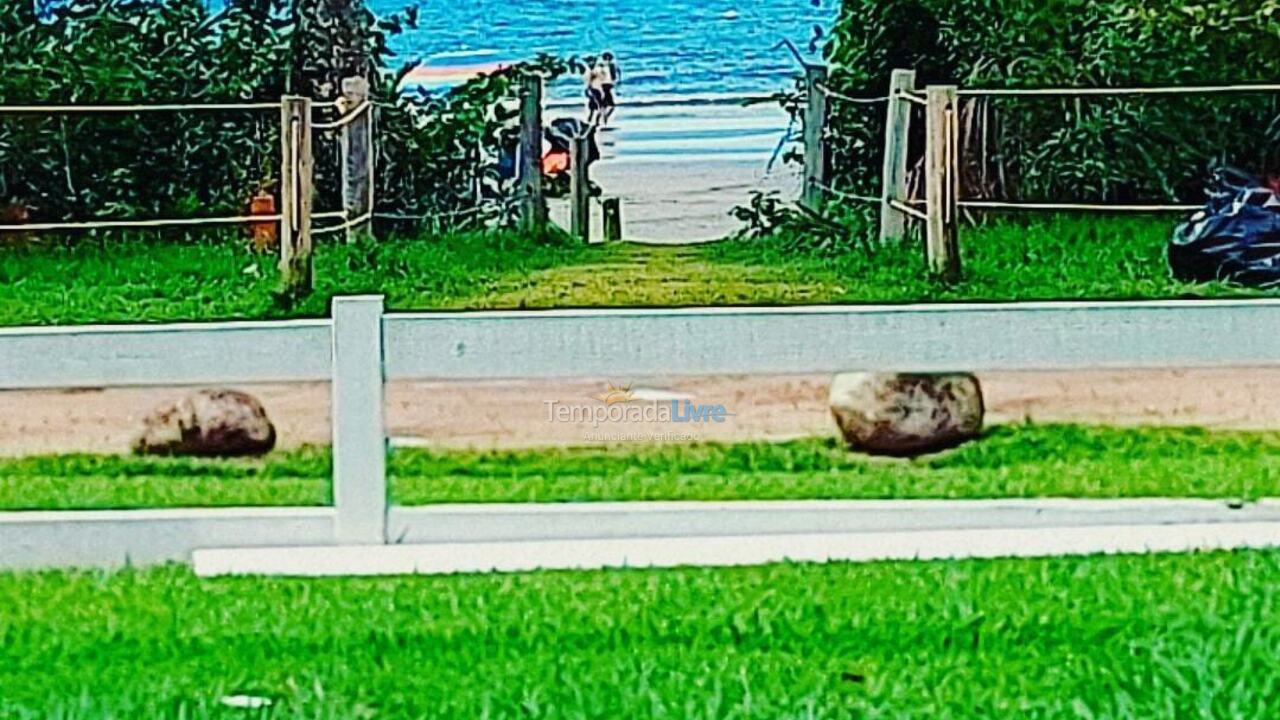 Casa para aluguel de temporada em Ubatuba (Lagoinha)