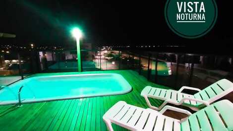 HERMOSA COBERTURA FRENTE AL MAR CON PISCINA, WI-FI, AC EN LAS HABITACIONES