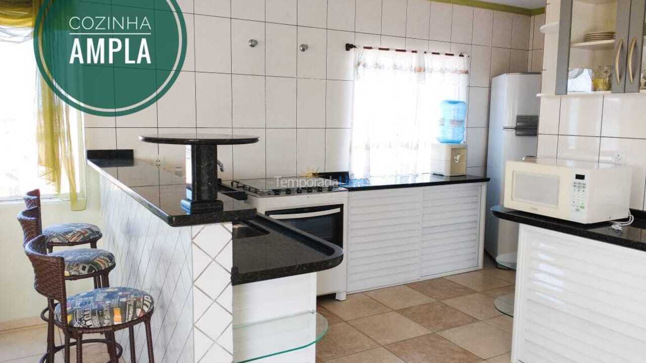 Apartamento para alquiler de vacaciones em São Francisco do Sul (Enseada)
