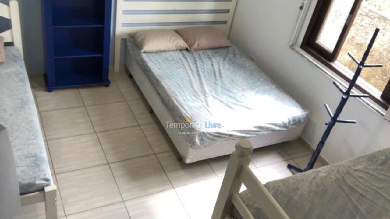 Casa para alquiler de vacaciones em Itapoá (Balneário Cambiju)