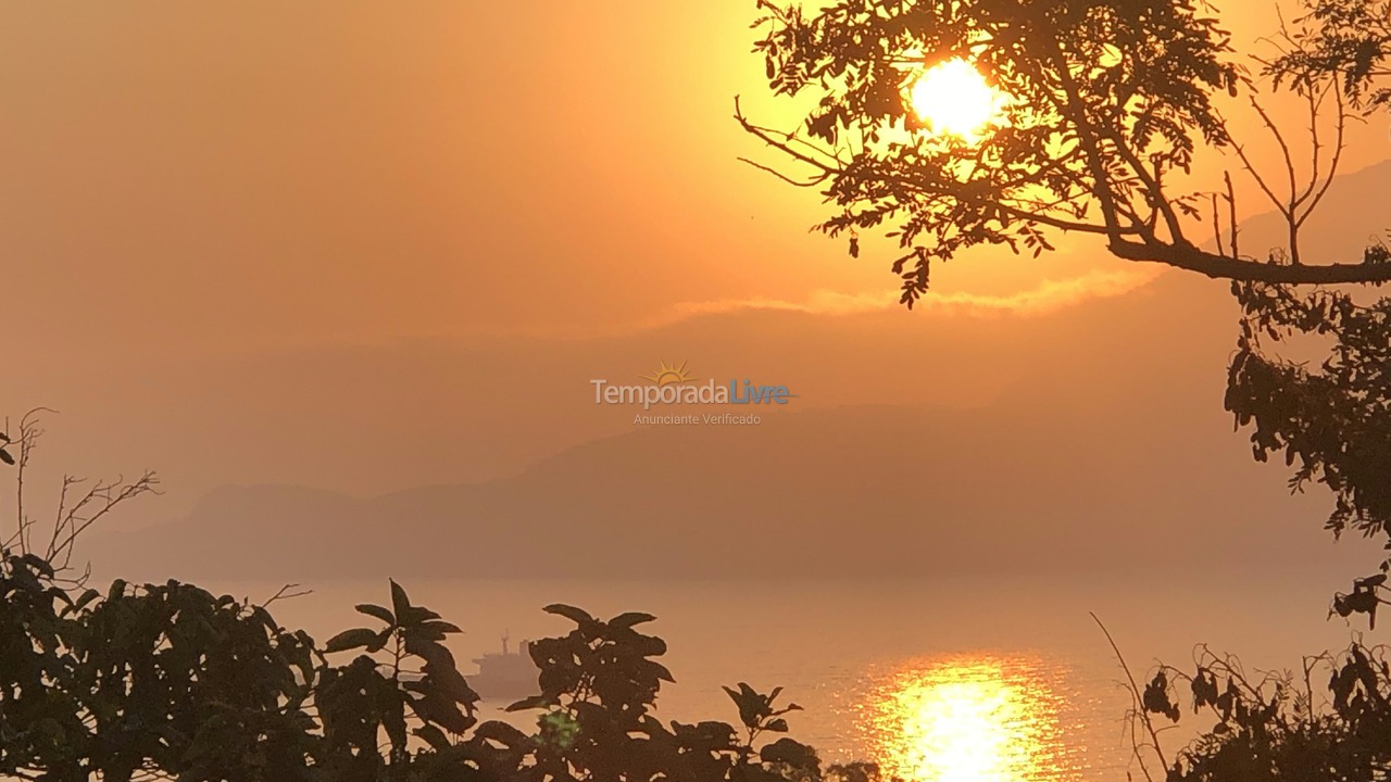Casa para aluguel de temporada em Ilhabela (Praia da Feiticeira)