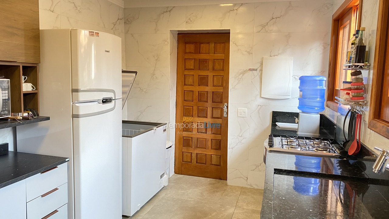 House for vacation rental in Ubatuba (Praia de Itamambuca)