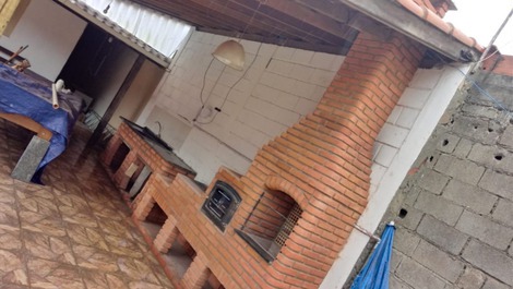 Casa de Praia Aconchegante com Piscina